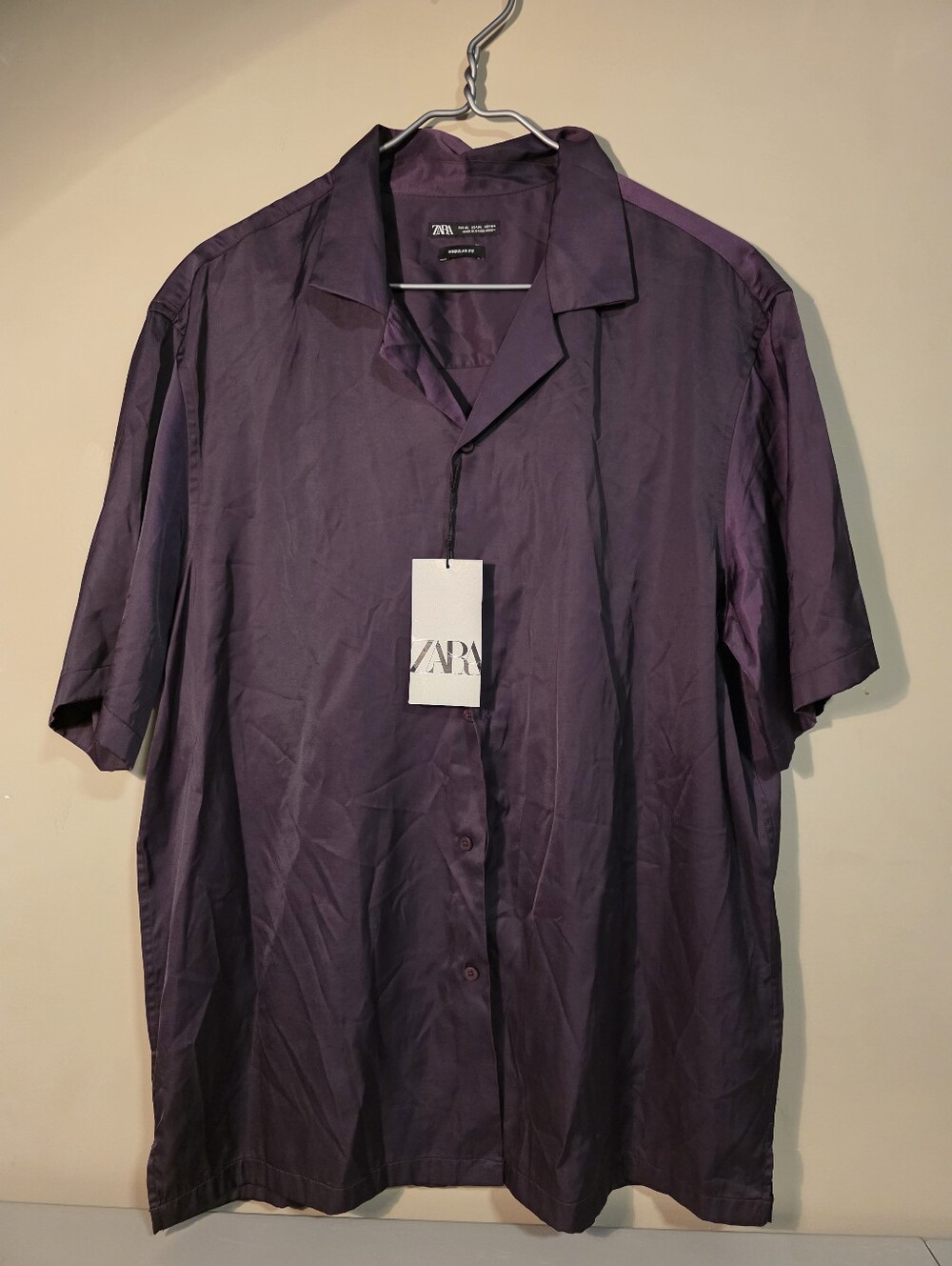 Zara Men Short Sleeve Camp Collar Button Up Shirt M Purple Satin NWT
